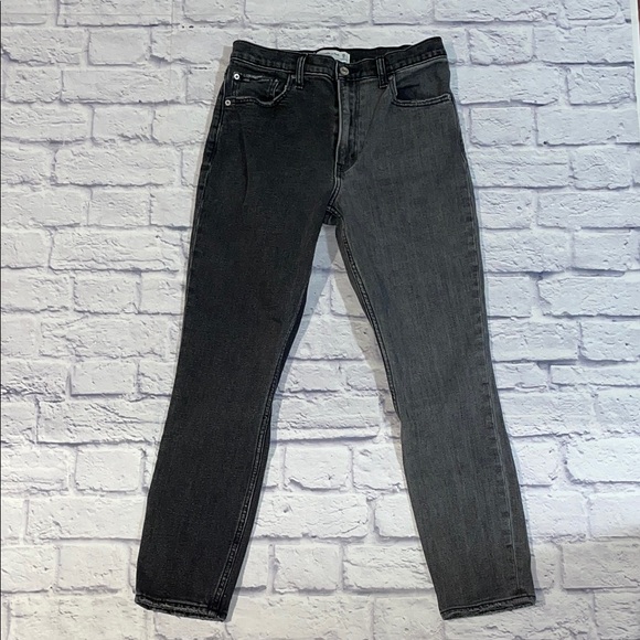 Abercrombie & Fitch Denim - Abercrombie and Fitch The Skinny High Rise Jeans - Two Toned Size 26